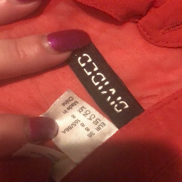 Mid length red dress - Picture 4 of 4